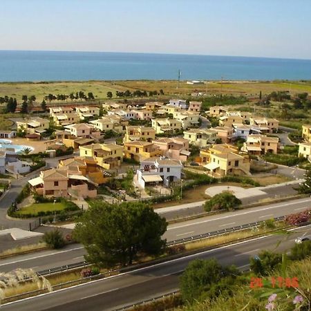 كامبوفيليتْشّي دي روتْشّي Mare Luna Village المظهر الخارجي الصورة