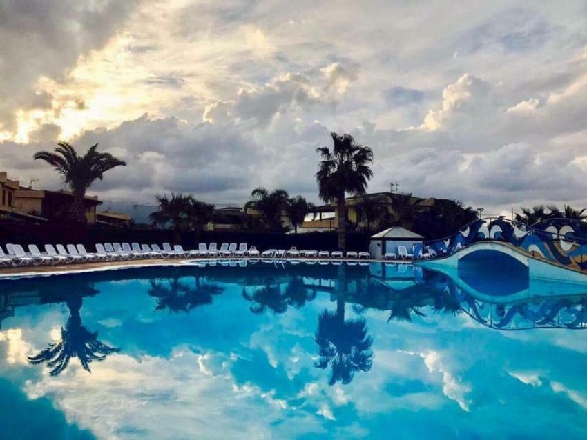 كامبوفيليتْشّي دي روتْشّي Mare Luna Village المظهر الخارجي الصورة
